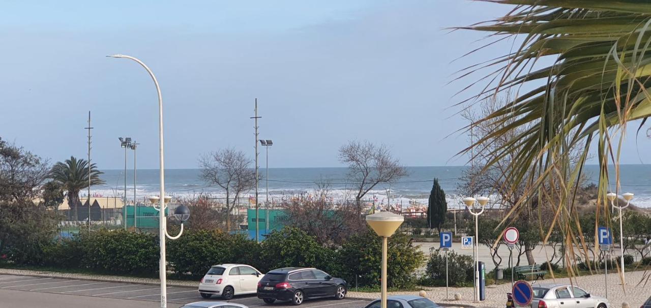 Monte Gordo T2 Frente Mar Apartment Exterior photo