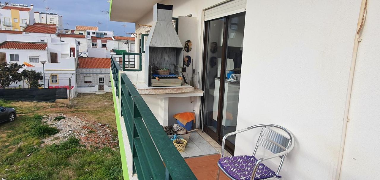 Monte Gordo T2 Frente Mar Apartment Exterior photo