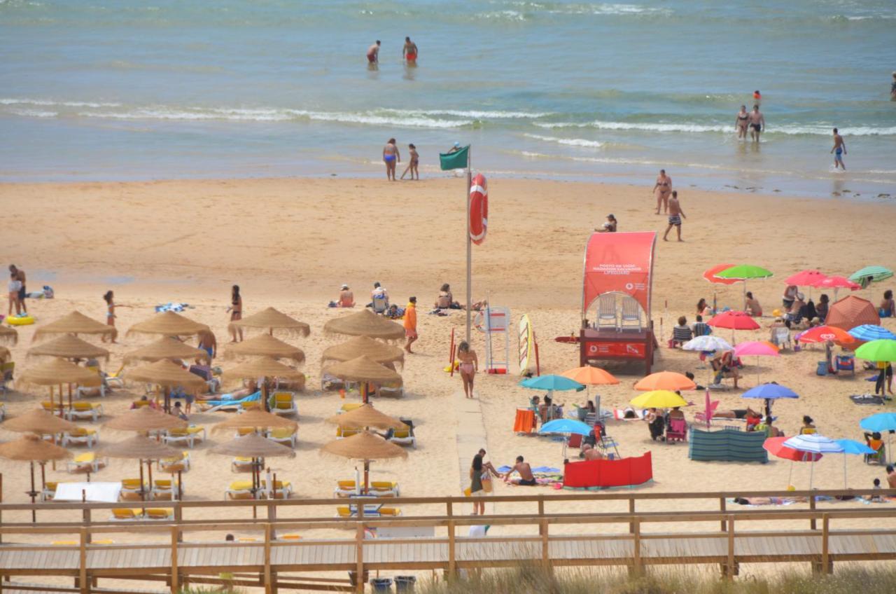 Monte Gordo T2 Frente Mar Apartment Exterior photo
