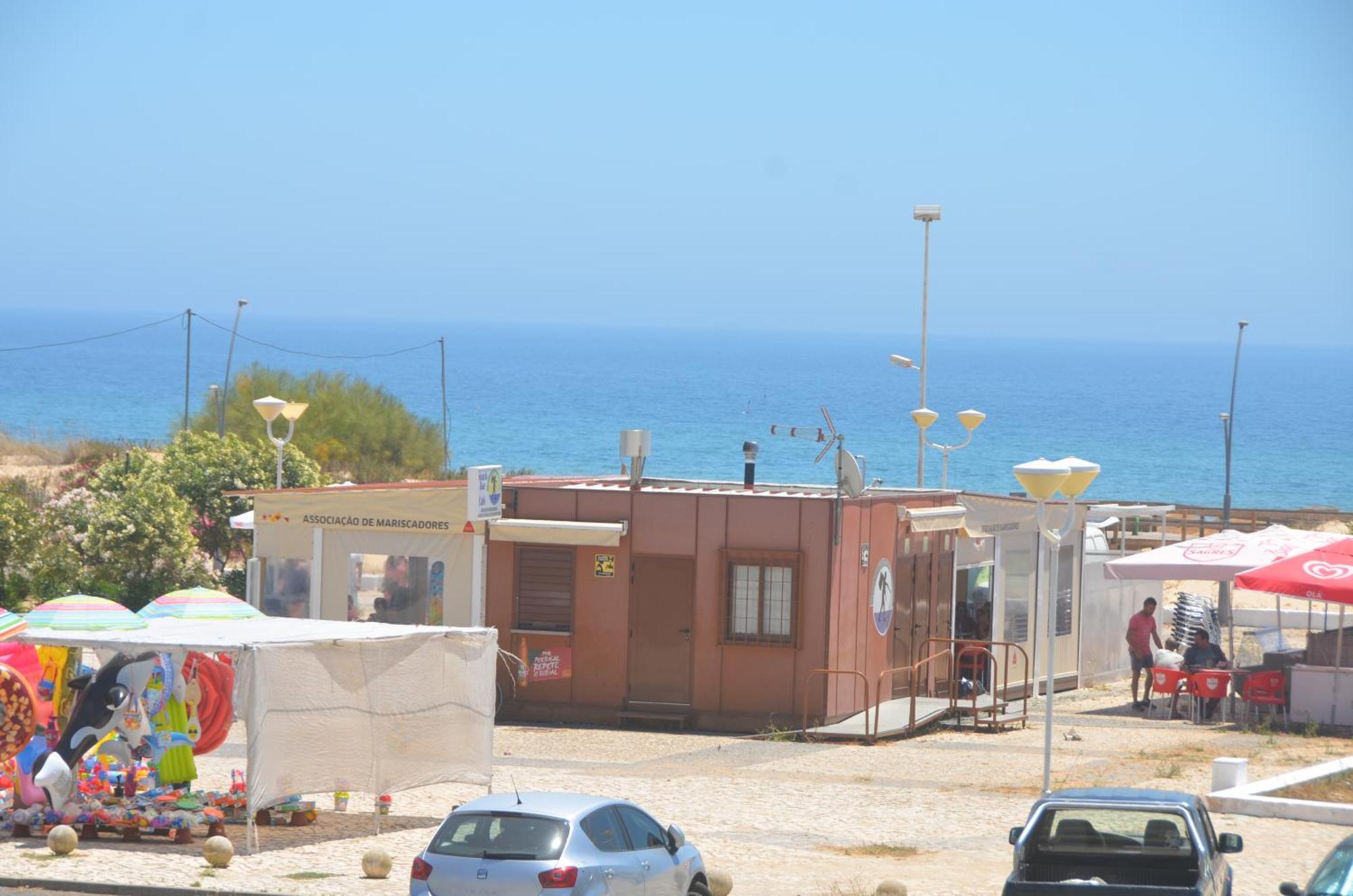 Monte Gordo T2 Frente Mar Apartment Exterior photo